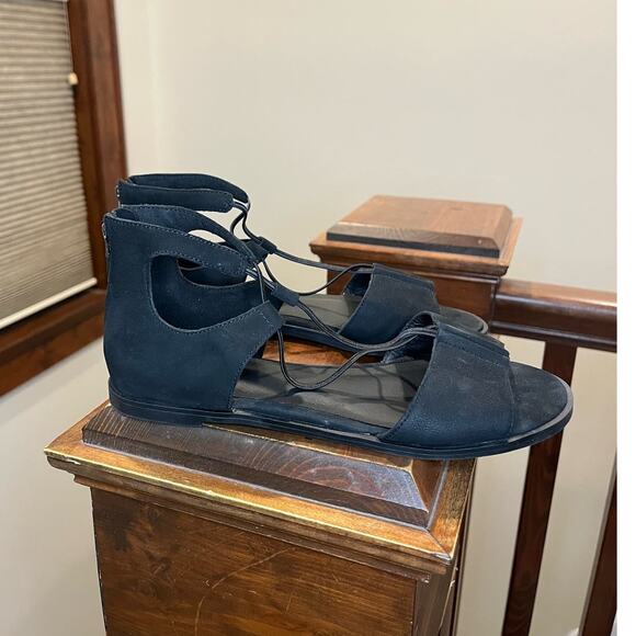 Eileen Fisher Black Strappy Nubuck  Sandals Size 6.5 Old Money, Artsy, Quiet Lux - Picture 3 of 9